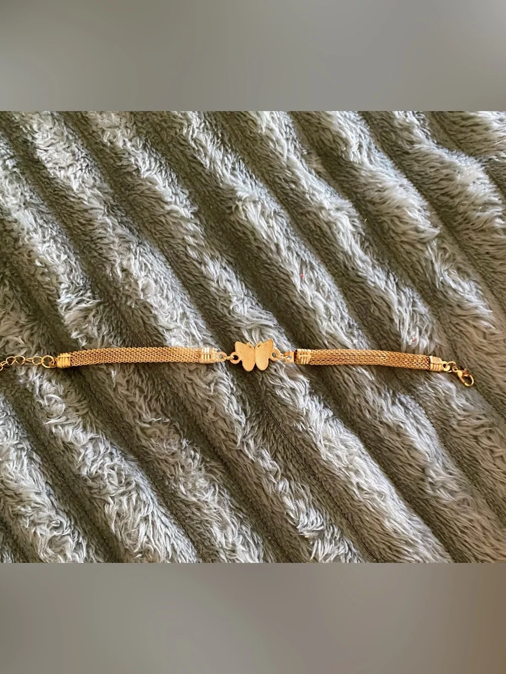 Source Unknown elegant gold